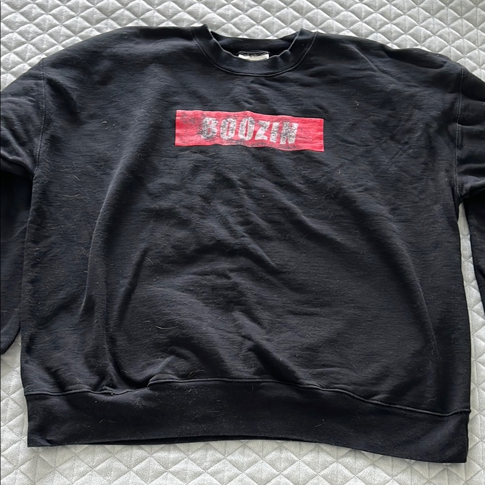 Red and Black Crewneck Sweater with Classic Design